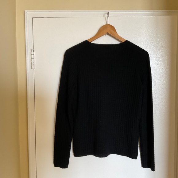 Iris Singer Cashmere Sweater - Picture 2 of 2
